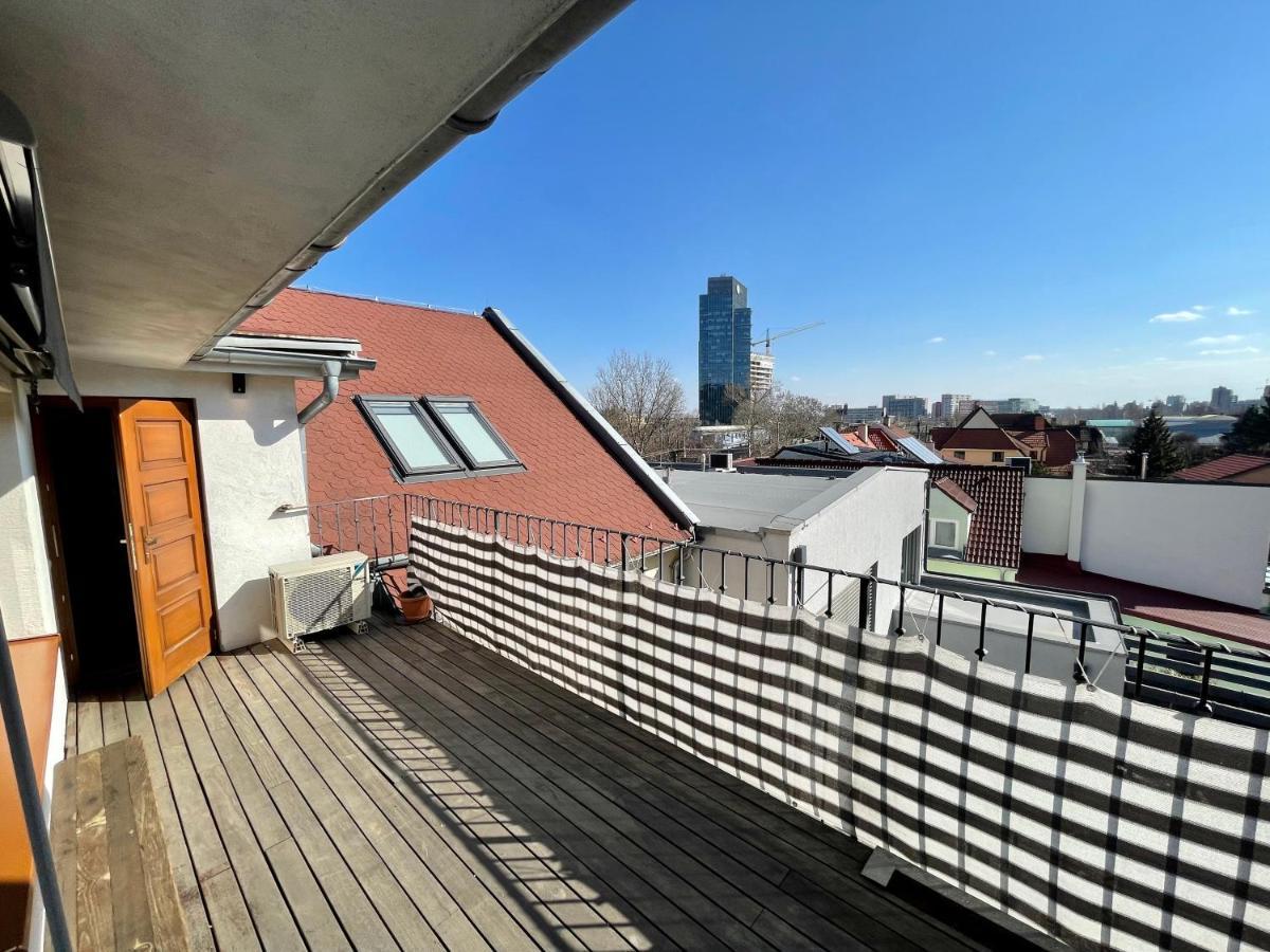 Beautiful And Romantic Penthouse With Two Terraces Bratislava Dış mekan fotoğraf